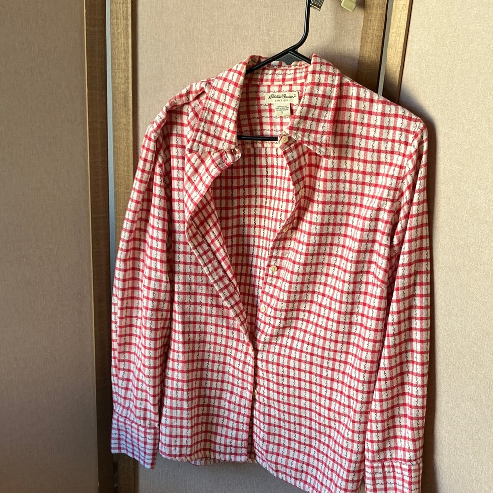 FINAL MARKDOWN Bauer Red and White Plaid lightweight flannel Cotton Shirt XL